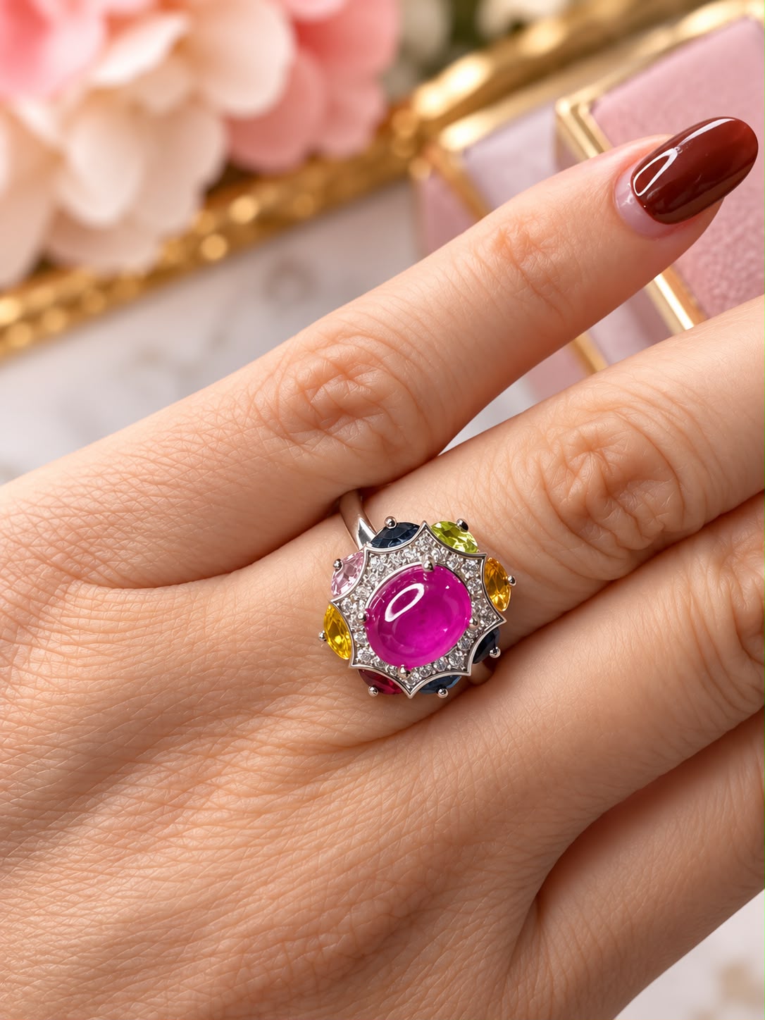 Anillo de Rubi piedra natural con bisel de piedra con Baño de rodio Plata 925