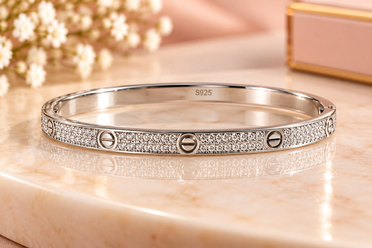 Brazalete Insp Carti con baño de RODIO Plata 925