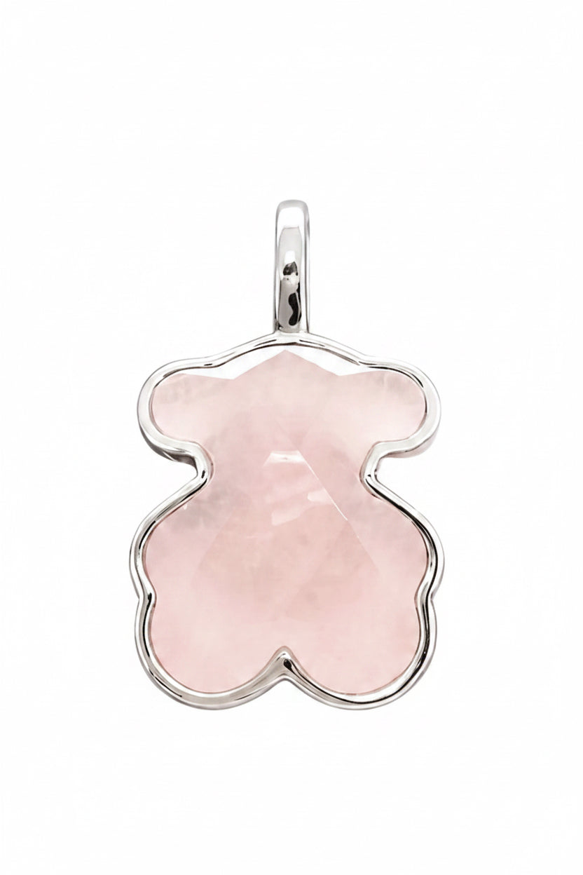 Dije Inspirado Oso 1:1 plata 925 con baño de rodio y cuarzo rosa